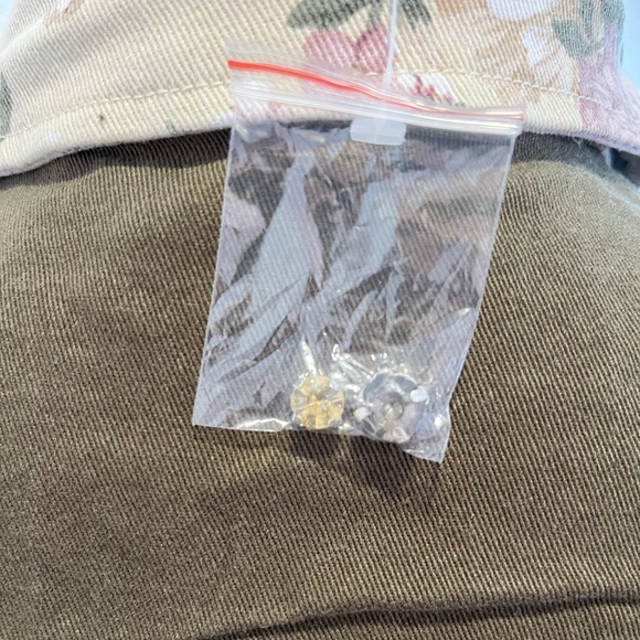 English Rose Rhinestone Studded Floral Denim Jacket in Size Medium - New in Bag - Picture 10 of 10